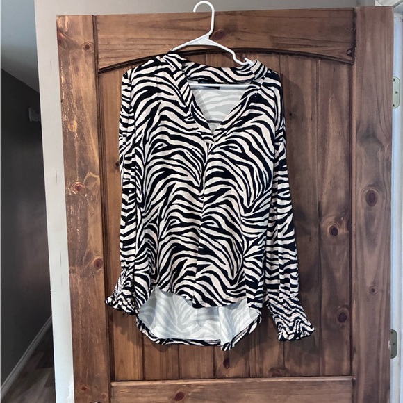 Zebra Print V-Neck Women's Top - Picture 2 of 2